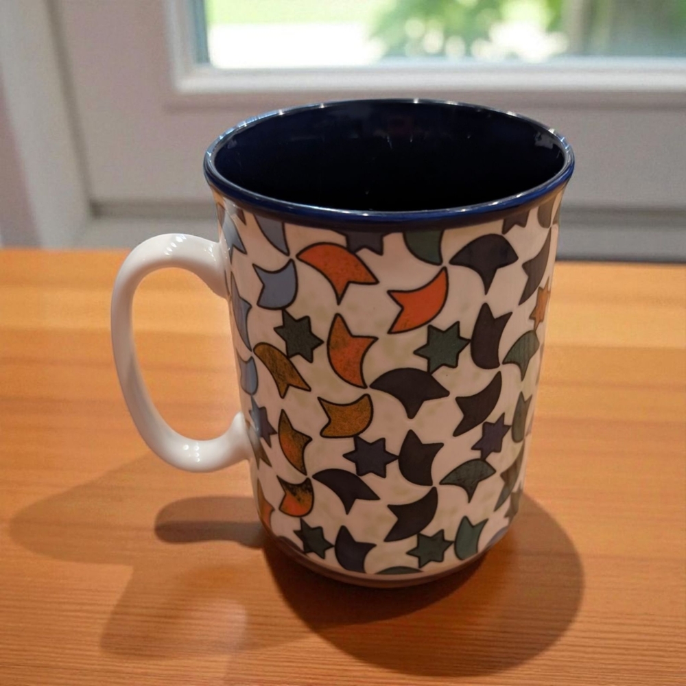 Multicolor Star Pattern Mug - Picture 5 of 7